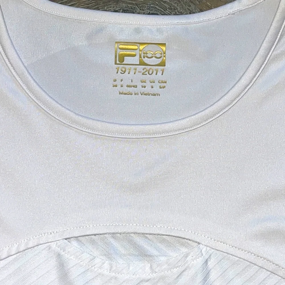 FILA 🎾HP🎾White Keyhole Sports Tank. Small - Picture 4 of 7